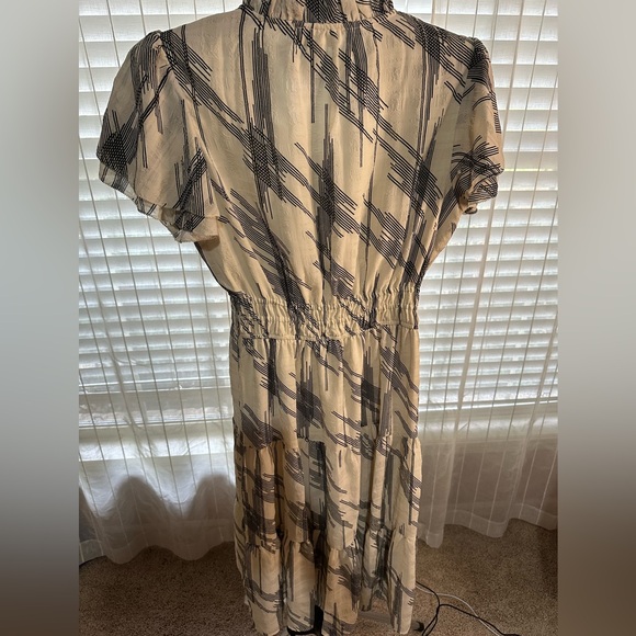 Bohme Cream and Black Patterned Midi Dress with flutter sleeves - Picture 5 of 5